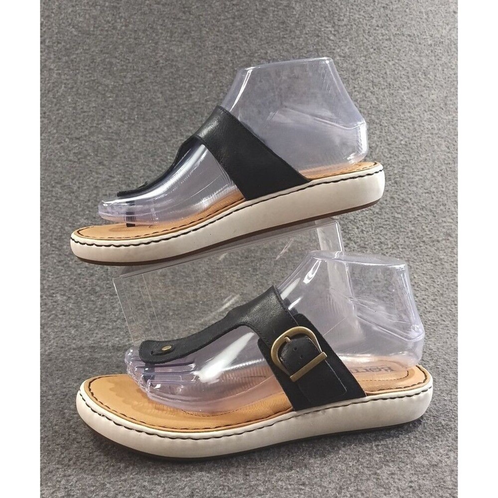 Born Jules T-Strap Thong Black Leather Sandals 8M Brass Buckle BR0036603